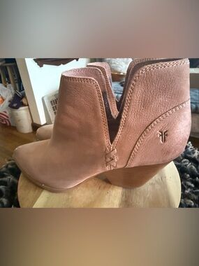 Frye Reina Cut Out Bootie